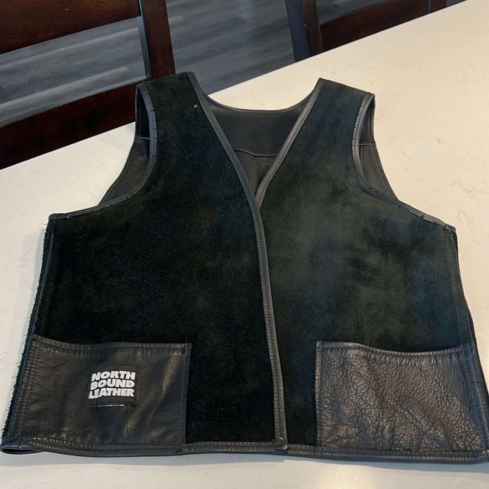 North Bound Leather Men's Plain Open Front Vest - Picture 13 of 13